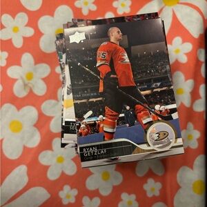 Upper Deck NHL Series One Hockey 2014-15 Official Collectible Base Cards 118 Ct